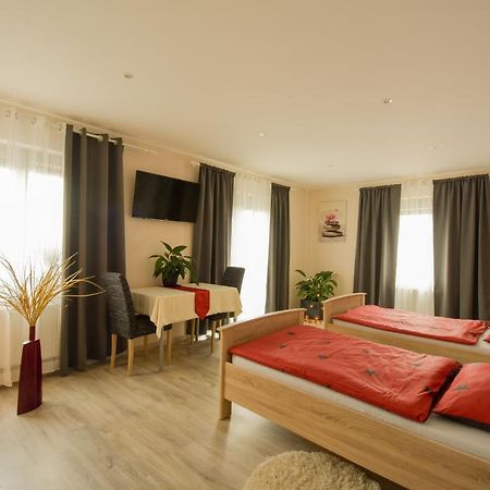 Mainzimmer - Business Apartments Hasloch  Dış mekan fotoğraf