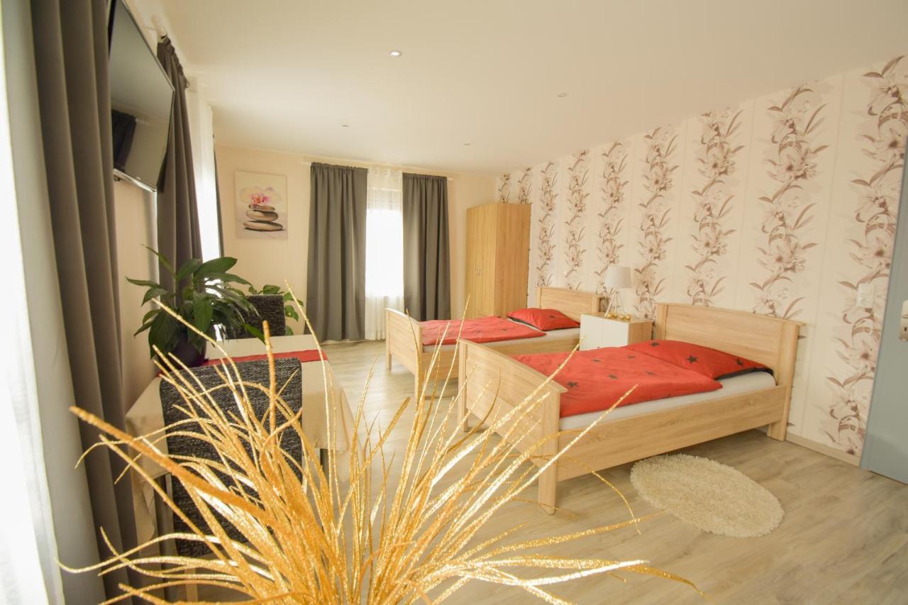 Mainzimmer - Business Apartments Hasloch  Dış mekan fotoğraf