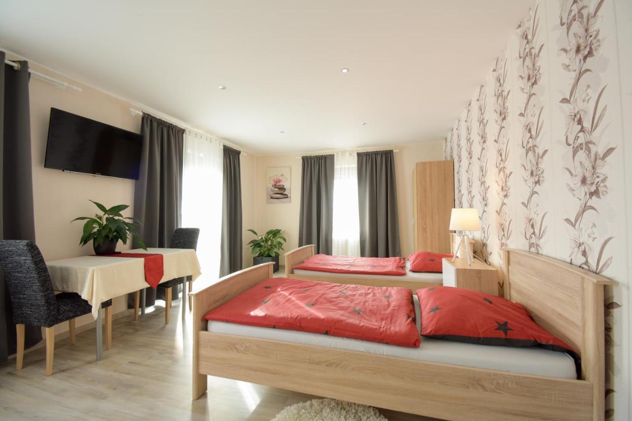 Mainzimmer - Business Apartments Hasloch  Dış mekan fotoğraf