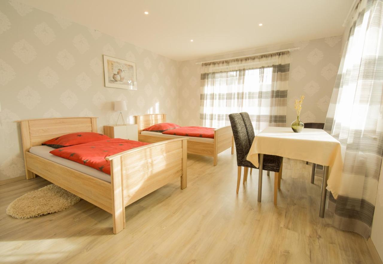 Mainzimmer - Business Apartments Hasloch  Dış mekan fotoğraf